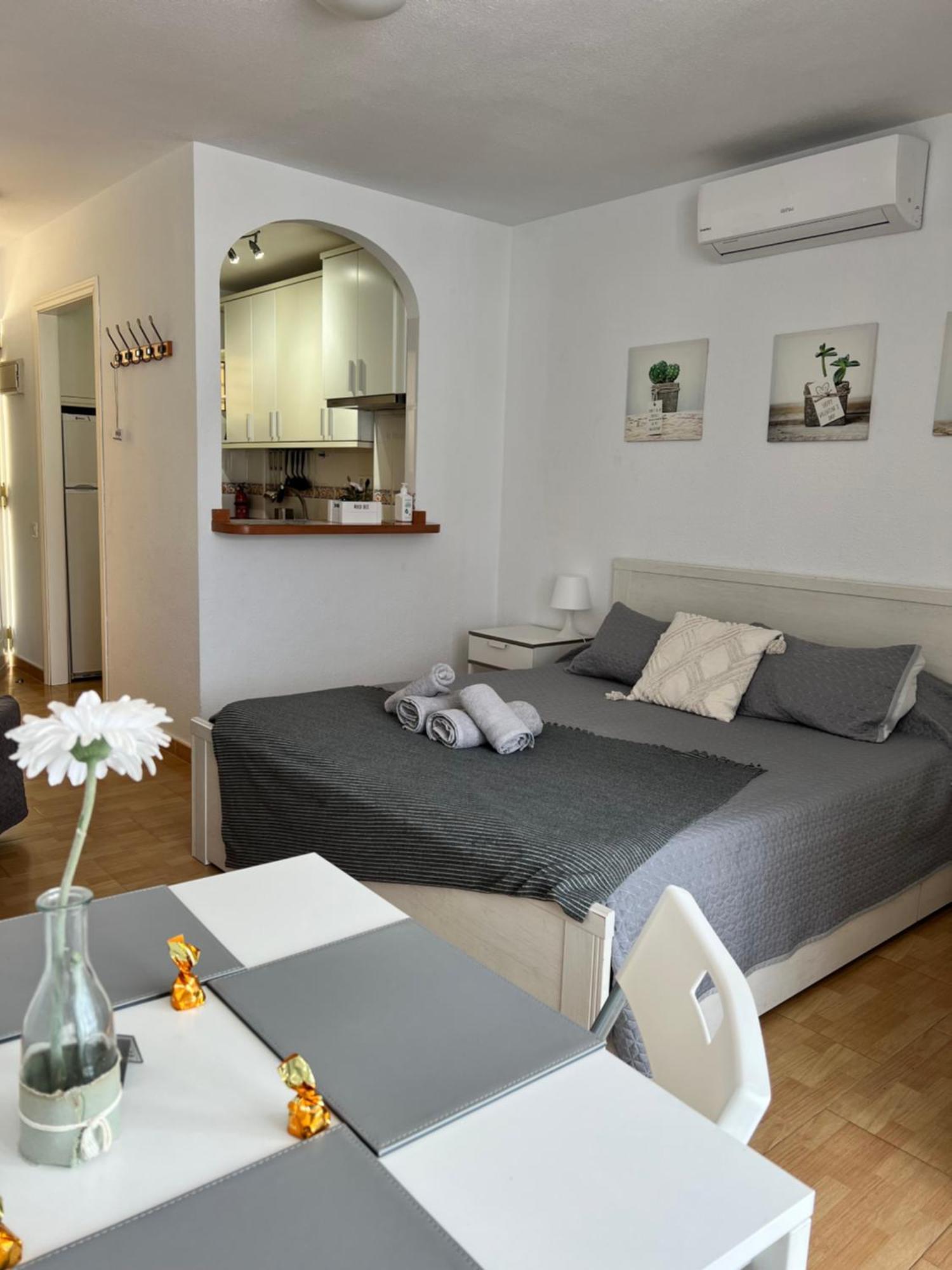 Holiday Apartment Edificio Iris, BenalmáDena Benalmádena Extérieur photo